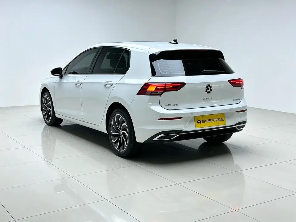 Volkswagen Golf golf 2023 280TSI DSG Pro 2023 — thumbnail 2