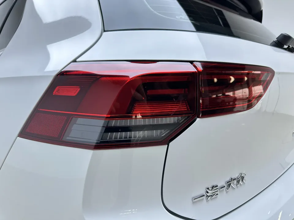 Volkswagen Golf golf 2023 280TSI DSG Pro 2023 — thumbnail 4