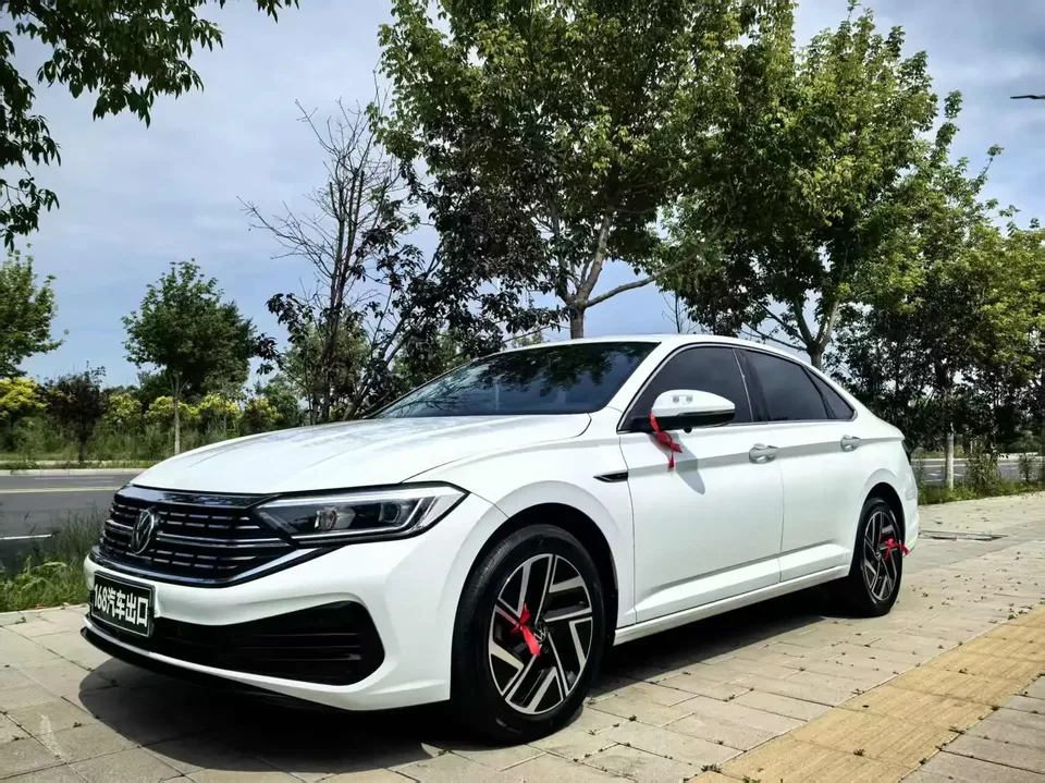 Volkswagen Sagitar Sagitar 2023 280TSI DSG Transcendence Lite 2022 — photo 1, buy with delivery to Moscow