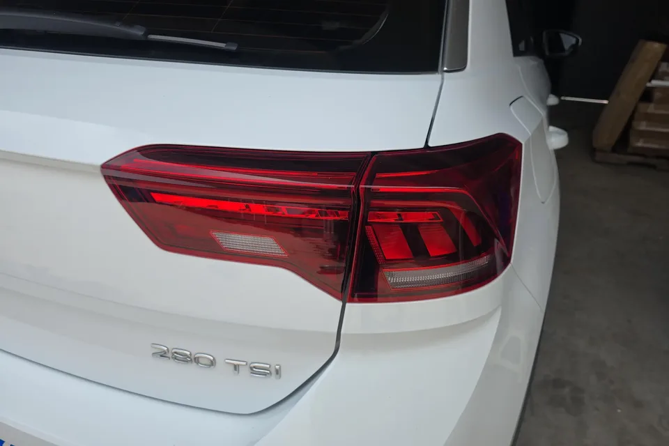 Volkswagen T-Roc TANG 2022 280TSI DSG 2WD Comfort PLUS 2023 — thumbnail 2