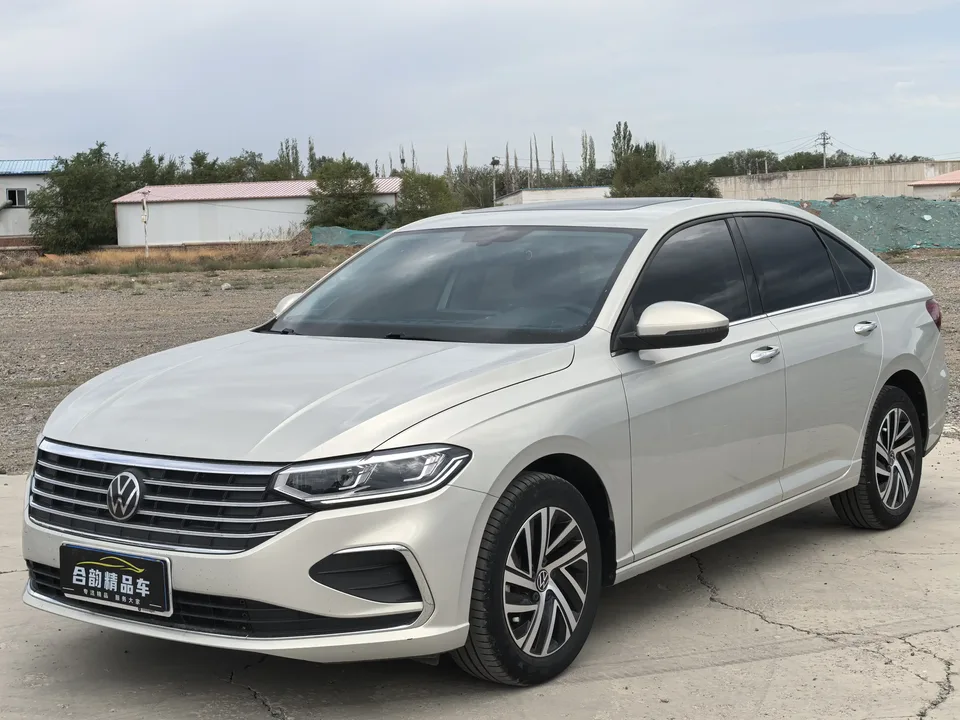 Volkswagen Lavida Lavida 2023 Modified 1.5L Automatic 5 million version 2023 — photo 1, buy with delivery to Moscow