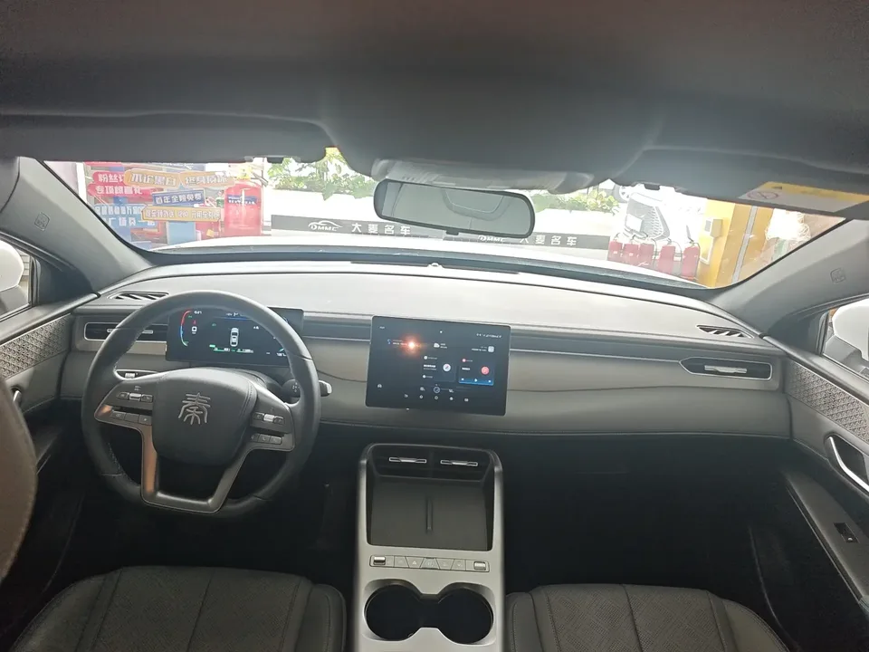 BYD Qin PLUS DM Qin PLUS DM 2025 DM-i Intelligent Driving Version 128KM Progressive 2026 — thumbnail 2