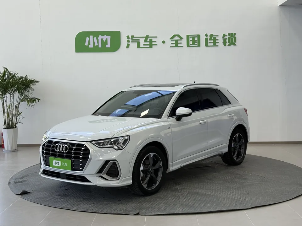 Audi Q3 Audi Q3 2023 35 TFSI Stylish Dynamic 2023 — photo 1, buy with delivery to Moscow