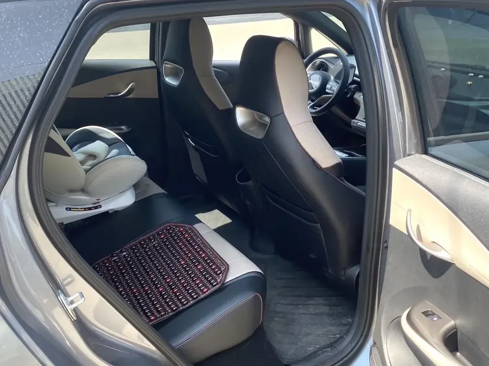 BYD Dolphin dolphin 2024 Glory Edition 420km Freedom Edition 2024 — миниатюра 3