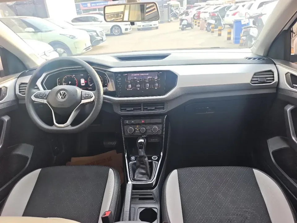 Volkswagen Explore the shadows Explore the shadows 2021 1.5L Automatic Joy-Link Edition 2022 — thumbnail 5