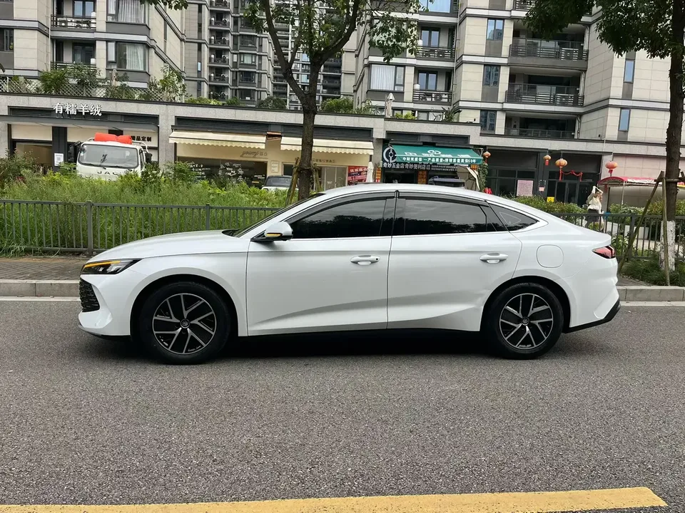 BYD Qin L DM Qin L DM 2024 DM-i 80KM Beyond 2025 — thumbnail 4