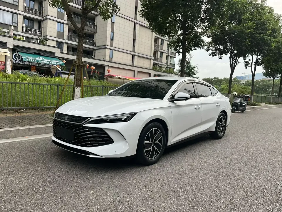 BYD Qin L DM Qin L DM 2024 DM-i 80KM Beyond 2025 — photo 1, buy with delivery to Moscow