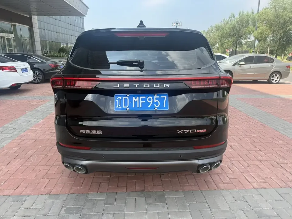 Jetour Jietu X70 PLUS Jietu X70 PLUS 2023 1.5T DCT Brave PLUS 5-seater 2023 — thumbnail 4