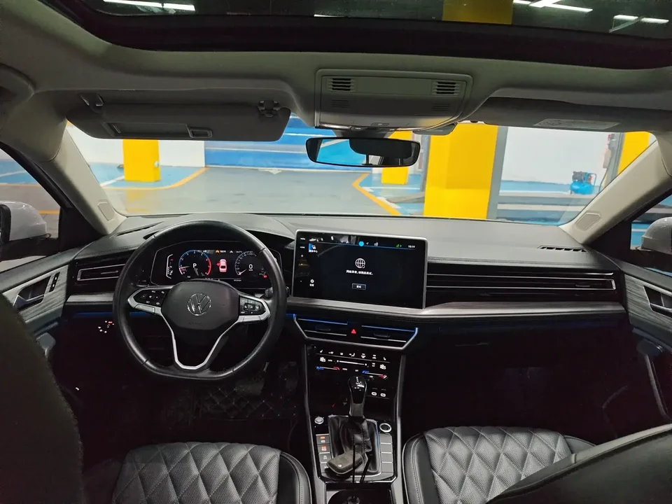 Volkswagen Sagitar Sagitar 2023 280TSI DSG Beyond Edition Plus 2022 — thumbnail 2