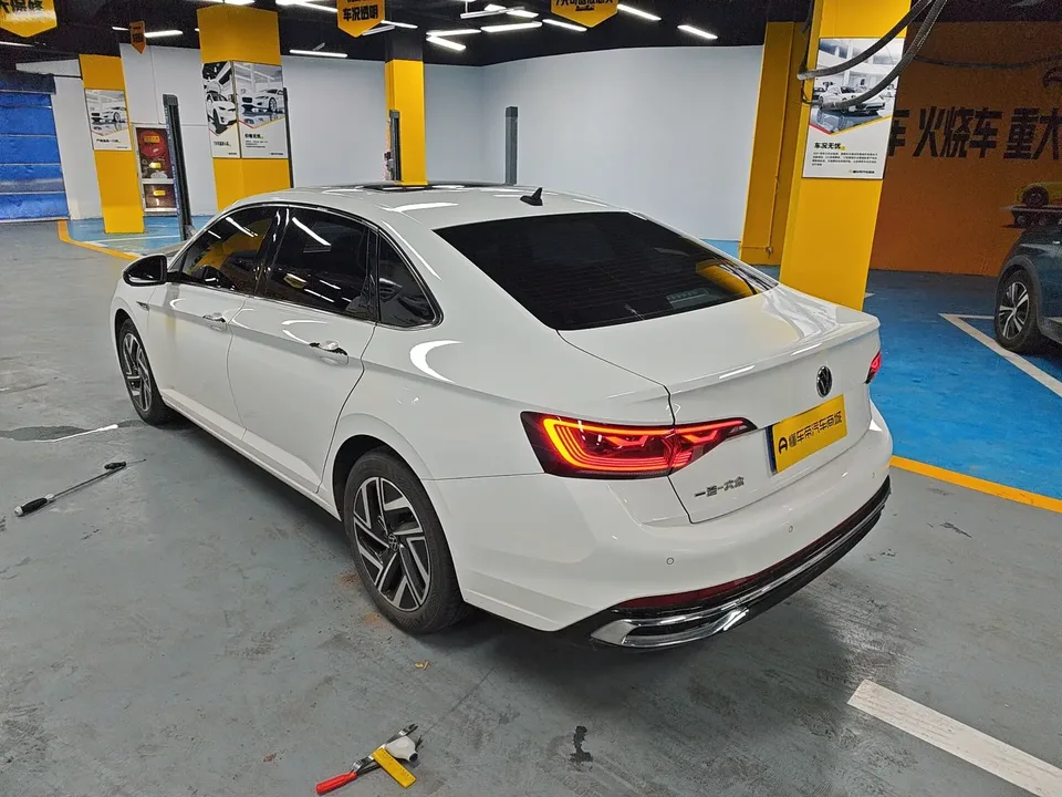 Volkswagen Sagitar Sagitar 2023 280TSI DSG Beyond Edition Plus 2022 — thumbnail 4