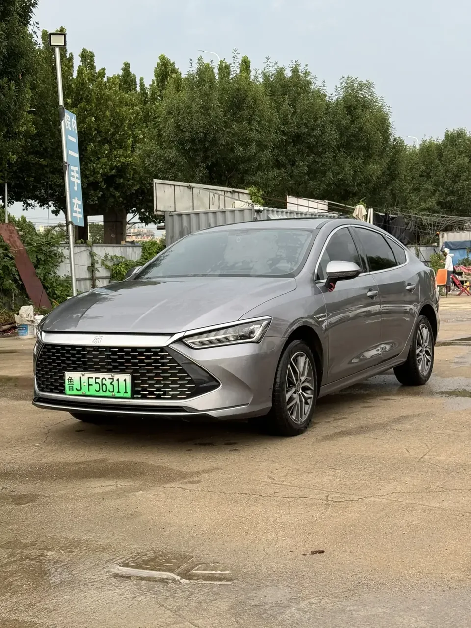 BYD Qin PLUS DM Qin PLUS DM 2024 Honor Edition DM-i 120KM Beyond 2024 — photo 1, buy with delivery to Moscow