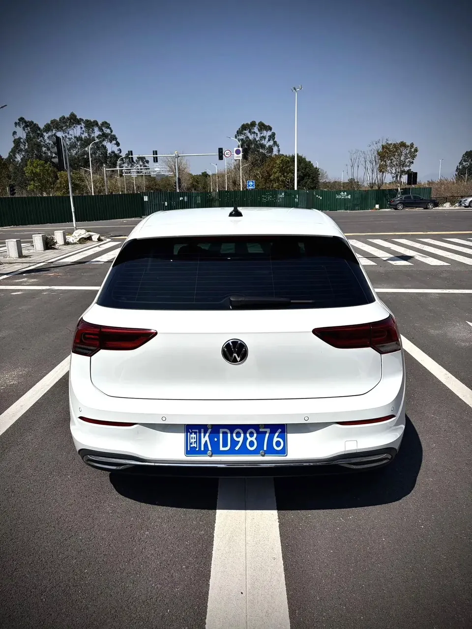 Volkswagen Golf golf 2021 280TSI DSG 30th Anniversary Edition 2022 — thumbnail 2