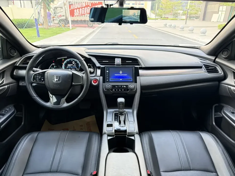 Honda CIVIC Civic 2020 HATCHBACK 220TURBO CVT New Control 2022 — thumbnail 3