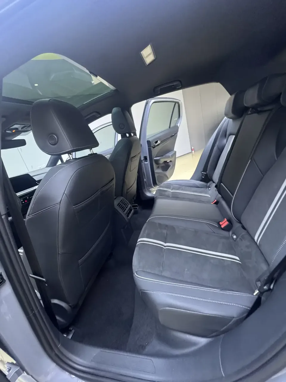 Volkswagen Golf golf 2021 280TSI DSG R-Line 2022 — thumbnail 3