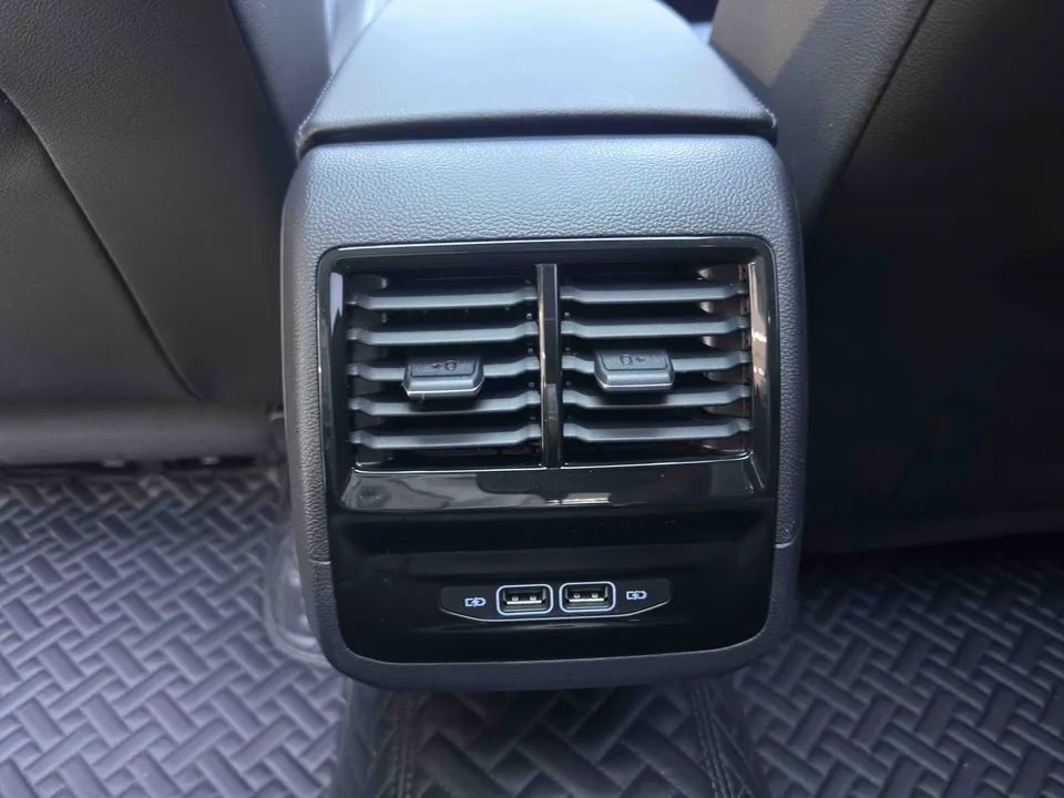 Volkswagen Sagitar Sagitar 2022 280TSI DSG Beyond Edition 2022 — thumbnail 4