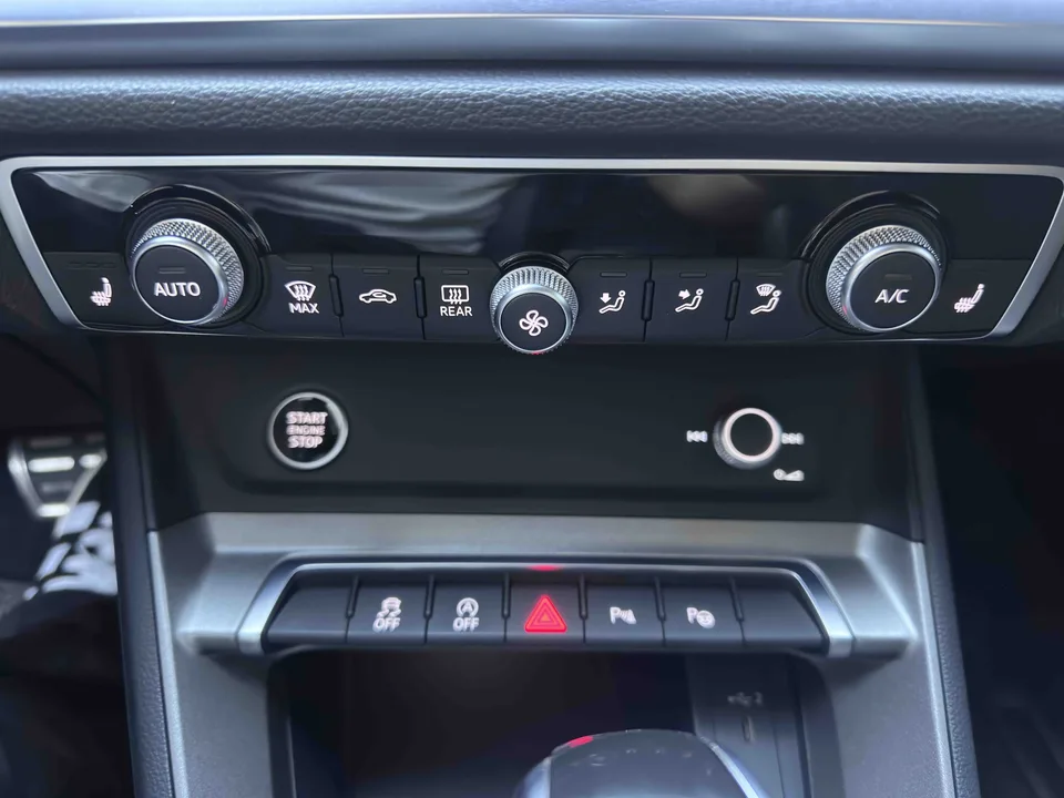 Audi Q3 Audi Q3 2023 35 TFSI Stylish Dynamic 2023 — thumbnail 4