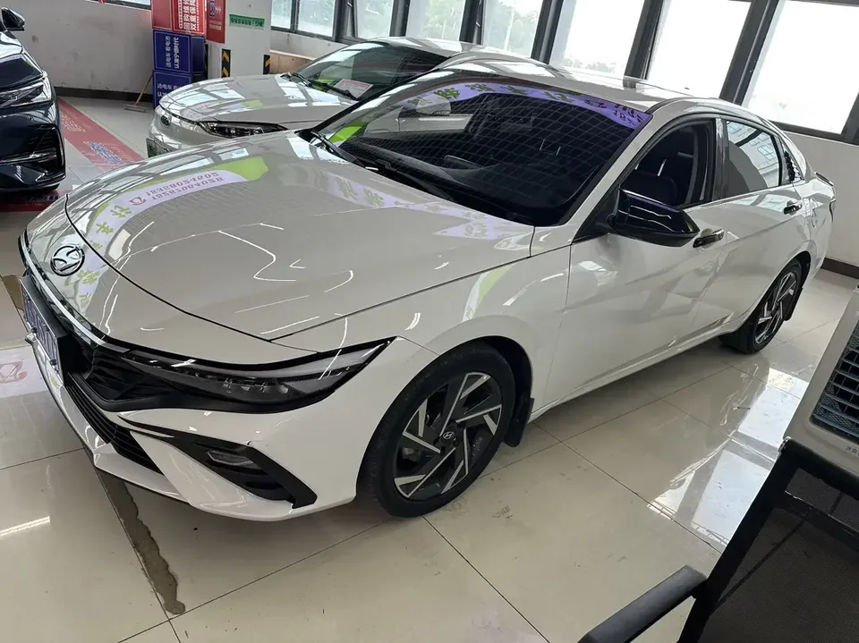 Hyundai Elantra Elantra 2023 1.5L CVT GLX Elite Edition 2024 — photo 1, buy with delivery to Moscow