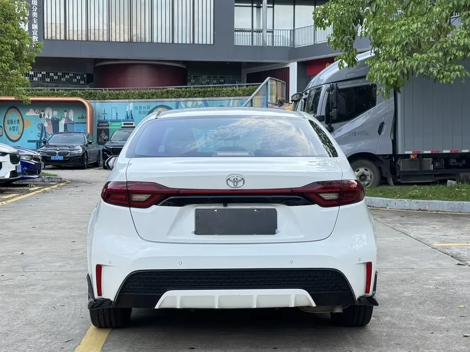 Toyota Levin Lei Ling 2022 185T CVT Sports Edition 2022 — thumbnail 2