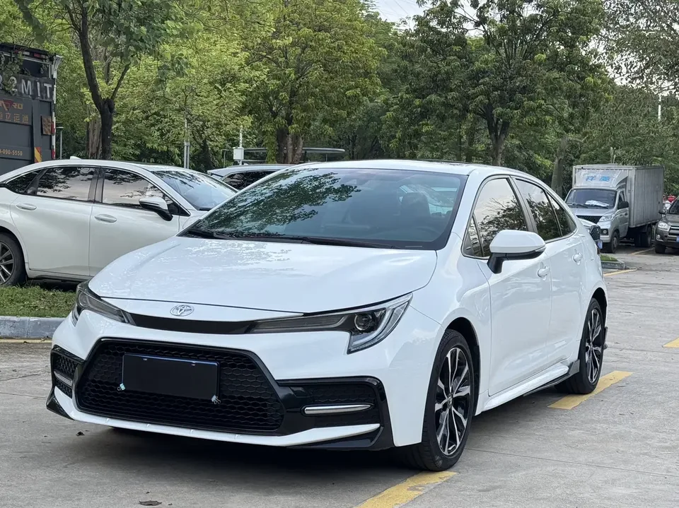 Toyota Levin Lei Ling 2022 185T CVT Sports Edition 2022 — photo 1, buy with delivery to Moscow