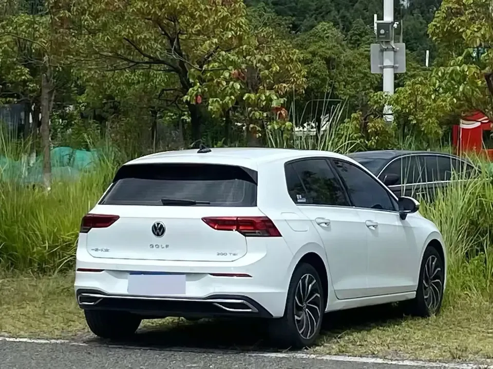 Volkswagen Golf golf 2021 200TSI DSG Pro 2022 — thumbnail 2