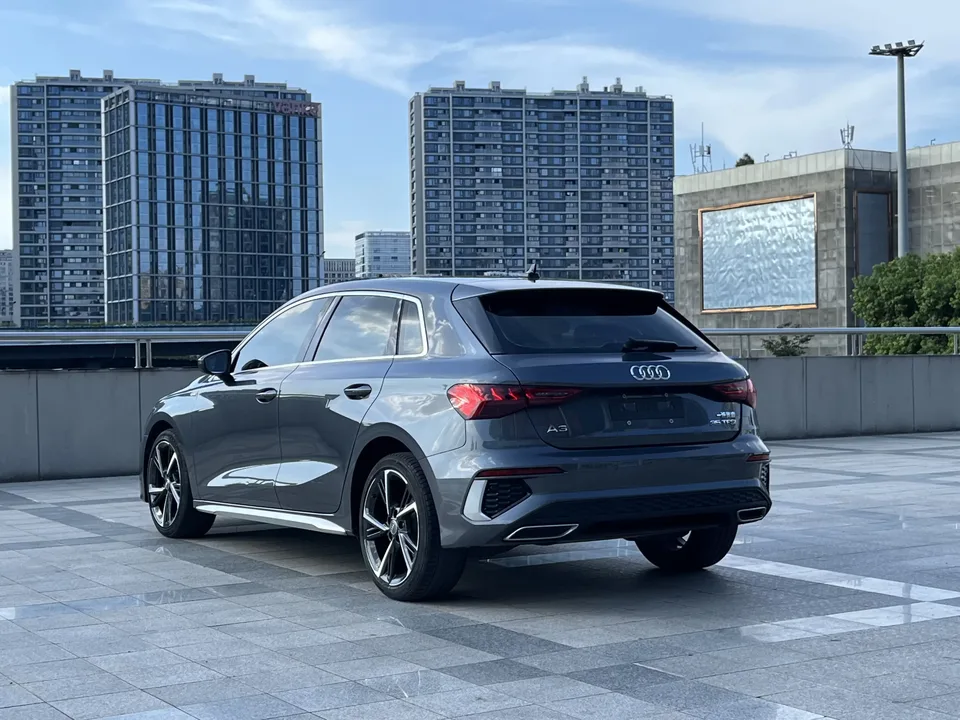 Audi A3 Audi A3 2022 Sportback 35 TFSI Stylish and sporty 2022 — thumbnail 5