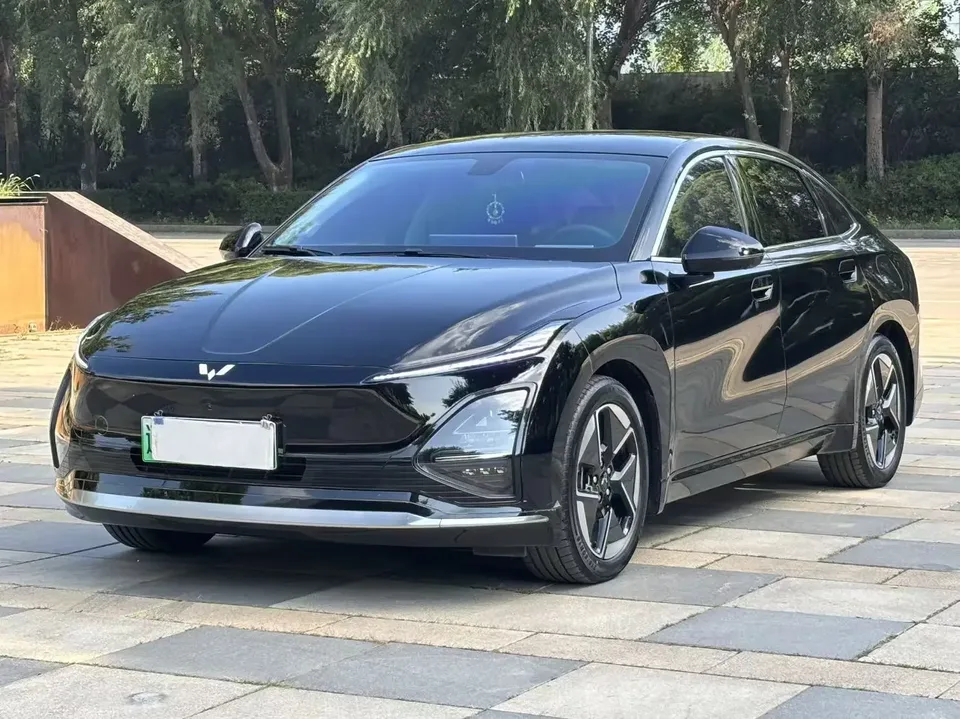 Wuling Starlight EV Wuling Starlight EV 2024 Co-creation version 510 advanced version 2024 — photo 1, buy with delivery to Moscow
