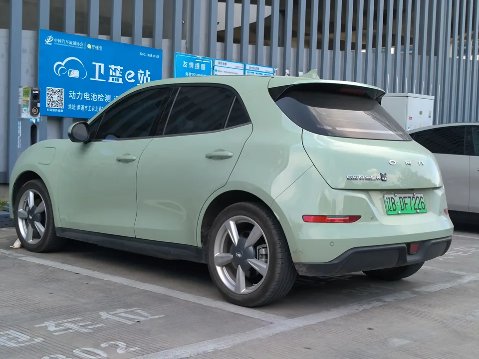 ORA Euler good cat Euler good cat 2023 401km standard endurance luxury lithium iron phosphate 2024 — thumbnail 4