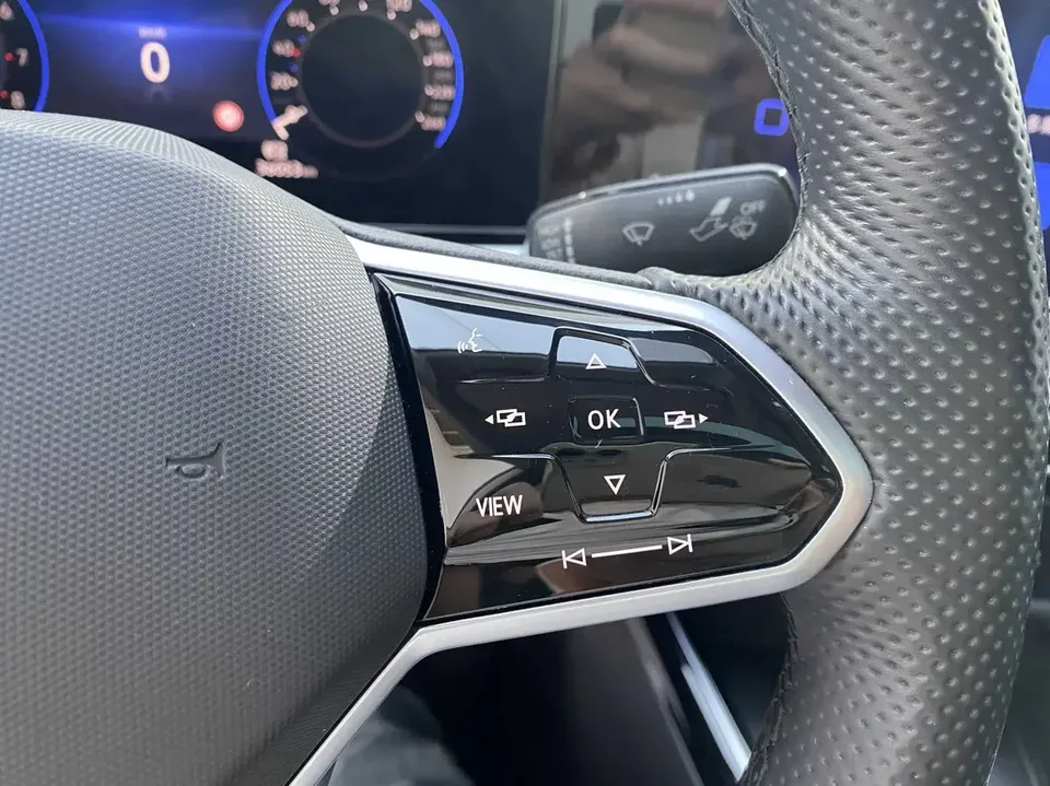 Volkswagen Lamando Lingdu 2022 Lingdu L 280TSI DSG Cool Edition 2022 — thumbnail 5