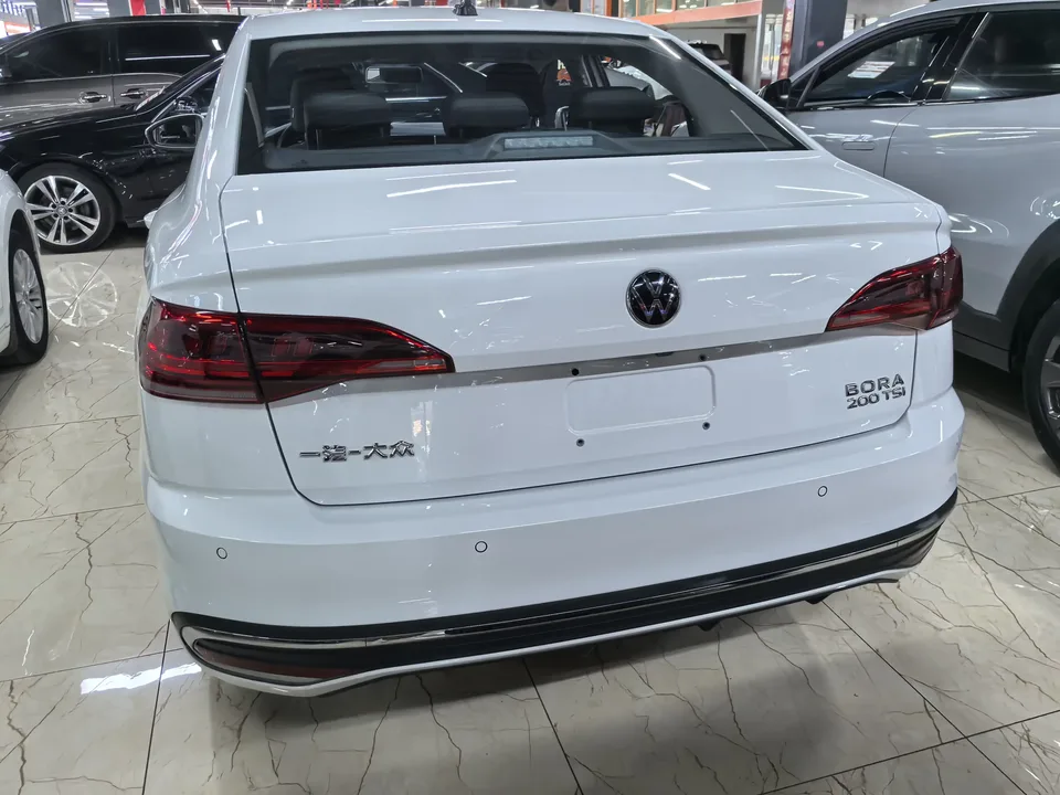 Volkswagen Bora Bora 2024 200TSI DSG Free Travel Edition 2024 — thumbnail 2