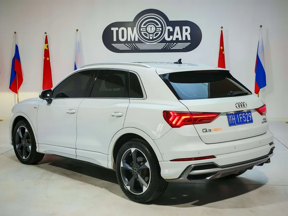 Audi Q3 Audi Q3 2022 35 TFSI Stylish Dynamic 2022 — thumbnail 2