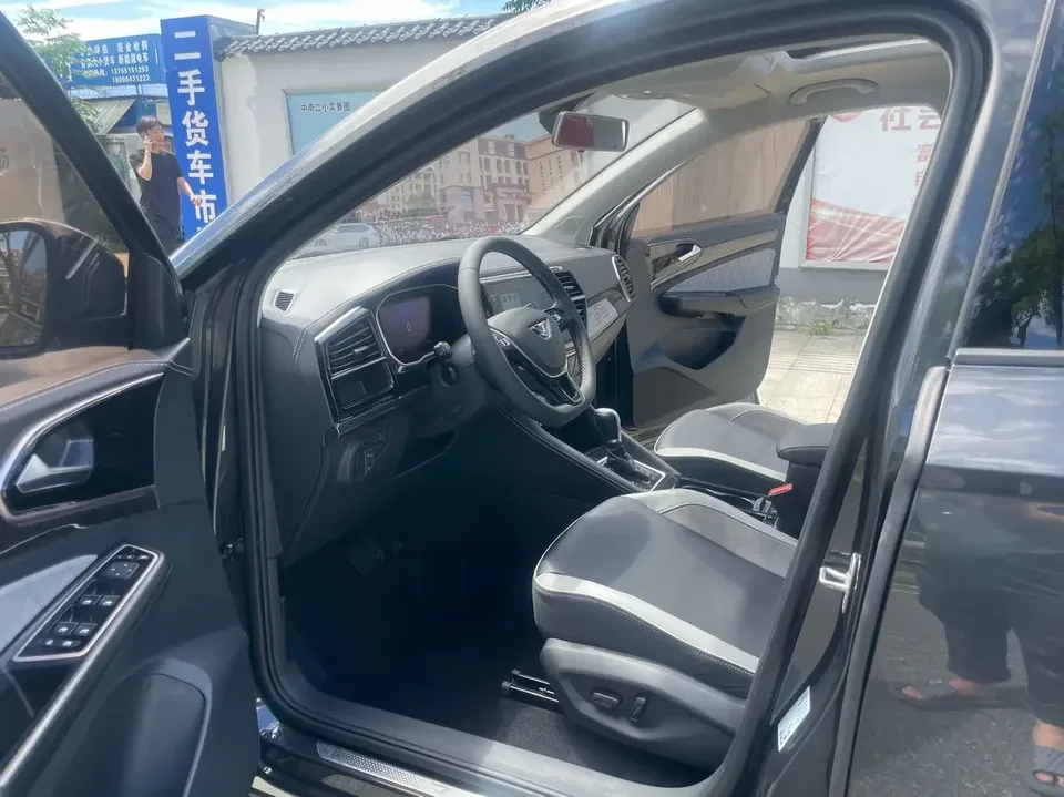 Jetta VS7 Jetta VS7 2022 280TSI Automatic High Gloss Enjoyment Edition 2022 — thumbnail 5