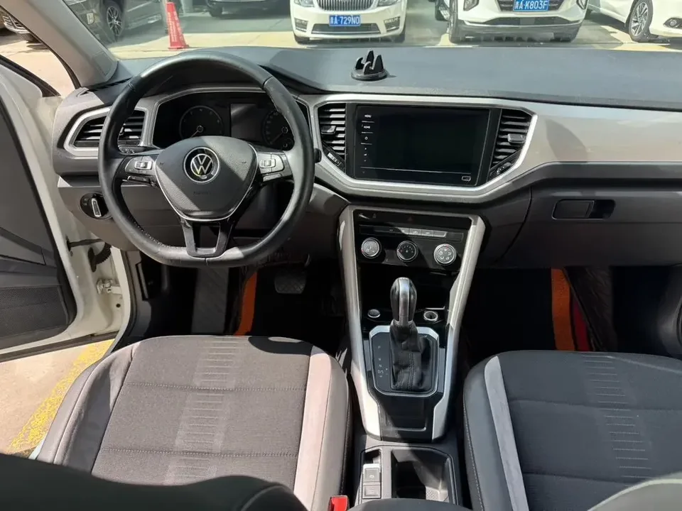 Volkswagen T-Roc TANG 2022 280TSI DSG 2WD Elite PLUS 2023 — thumbnail 4