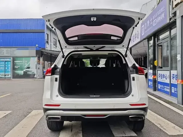 Haval H6 Haval H6 2021 Second generation 1.5GDIT automatic city version 2023 — thumbnail 5