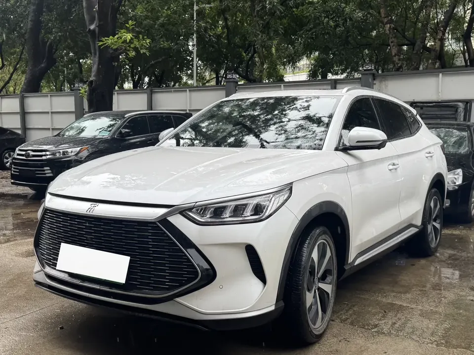 BYD Song PLUS DM Song PLUS DM 2021 DM-i 110KM 2WD Flagship PLUS 2022 — photo 1, buy with delivery to Moscow