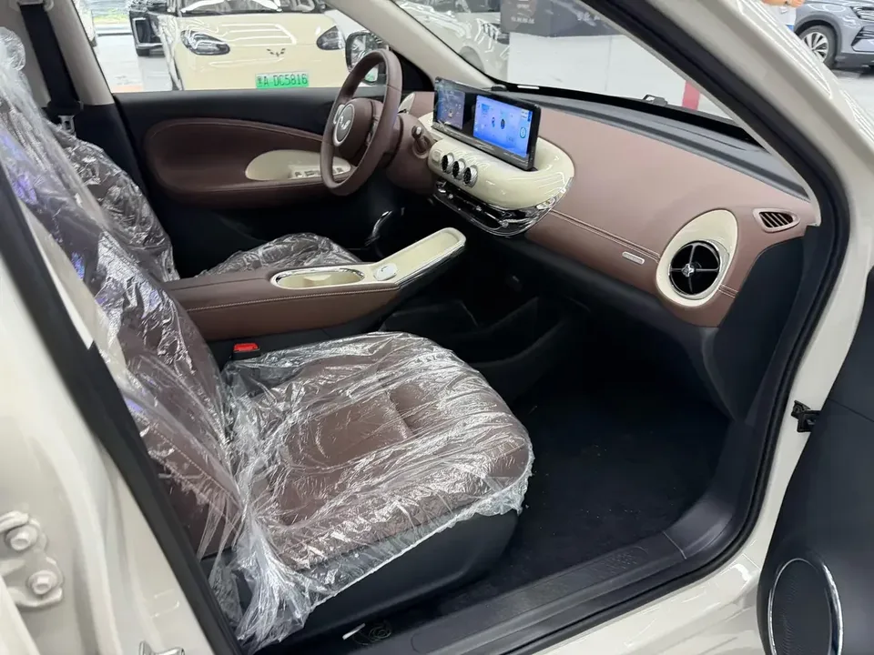 Wuling Bingo Wuling Bingo 2025 333KM Lingxi Internet Model 2026 — thumbnail 2