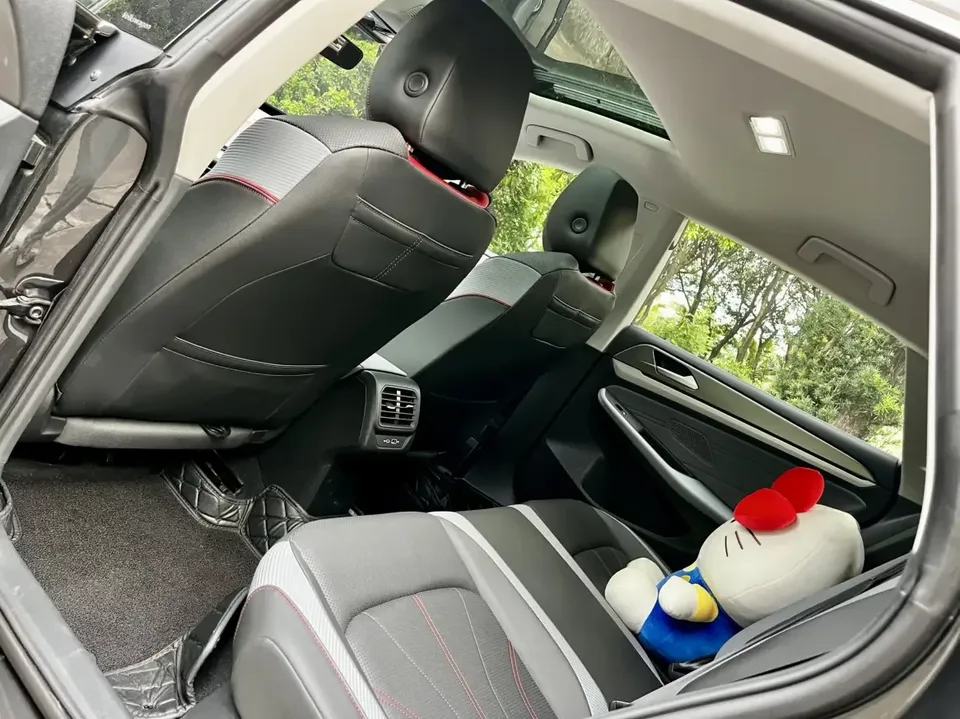 Volkswagen Lamando Lingdu 2024 Lingdu L 280TSI DSG Cool Edition 2024 — thumbnail 5