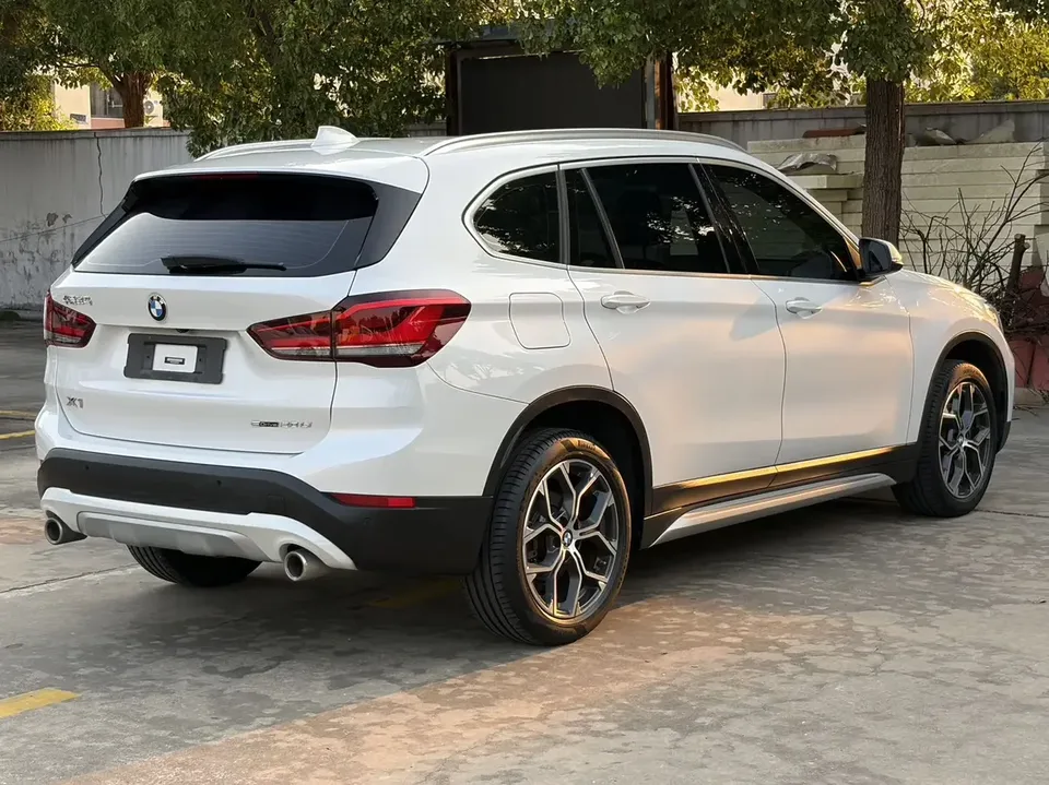 BMW X1 BMW X1 2022 sDrive20Li Fashion 2022 — thumbnail 2