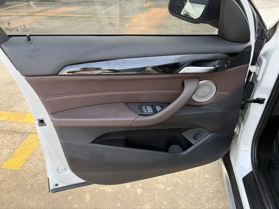 BMW X1 BMW X1 2022 sDrive20Li Fashion 2022 — thumbnail 3