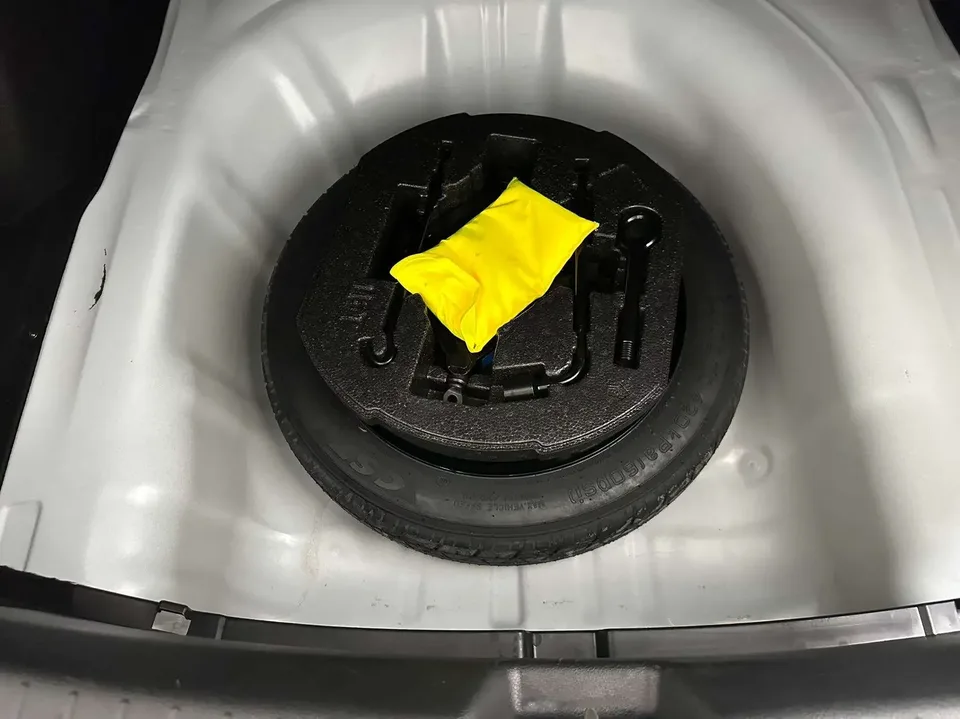 Kia K3 Kia K3 2023 1.5L IVT Deluxe Edition 2023 — thumbnail 3