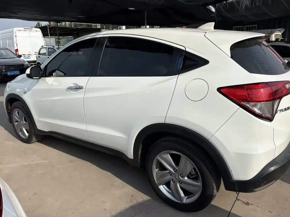 Honda VEZEL Binzhi 2022 1.5L CVT Elite Smart Edition 2022 — thumbnail 4