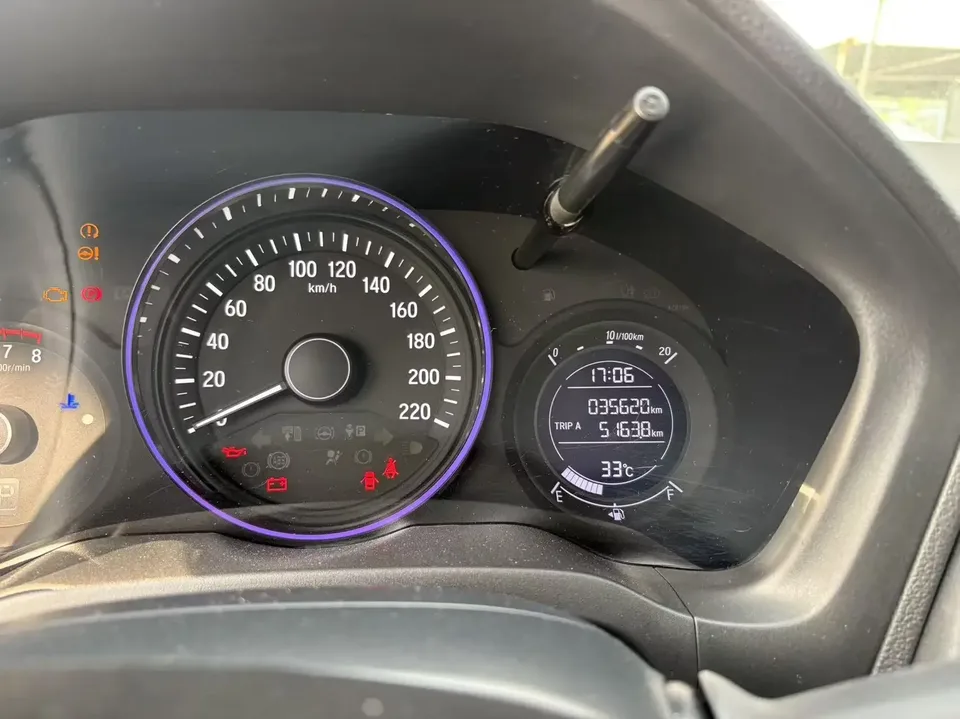 Honda VEZEL Binzhi 2022 1.5L CVT Elite Smart Edition 2022 — thumbnail 5