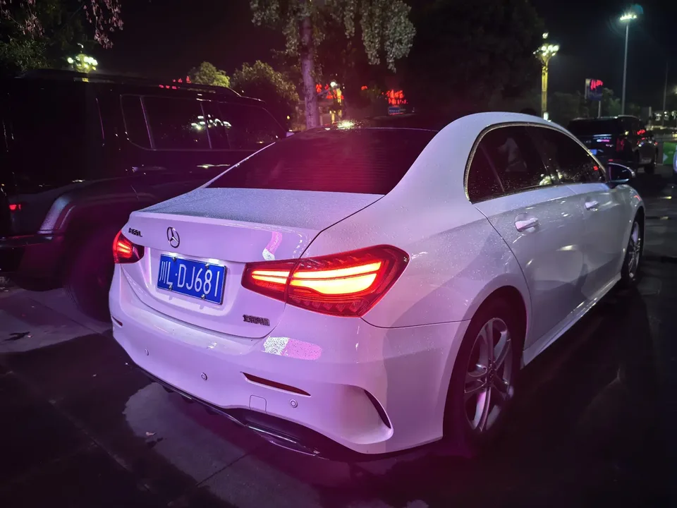 Mercedes-Benz Klasa A Mercedes Benz A Class 2023 A 180 L 2023 — thumbnail 2