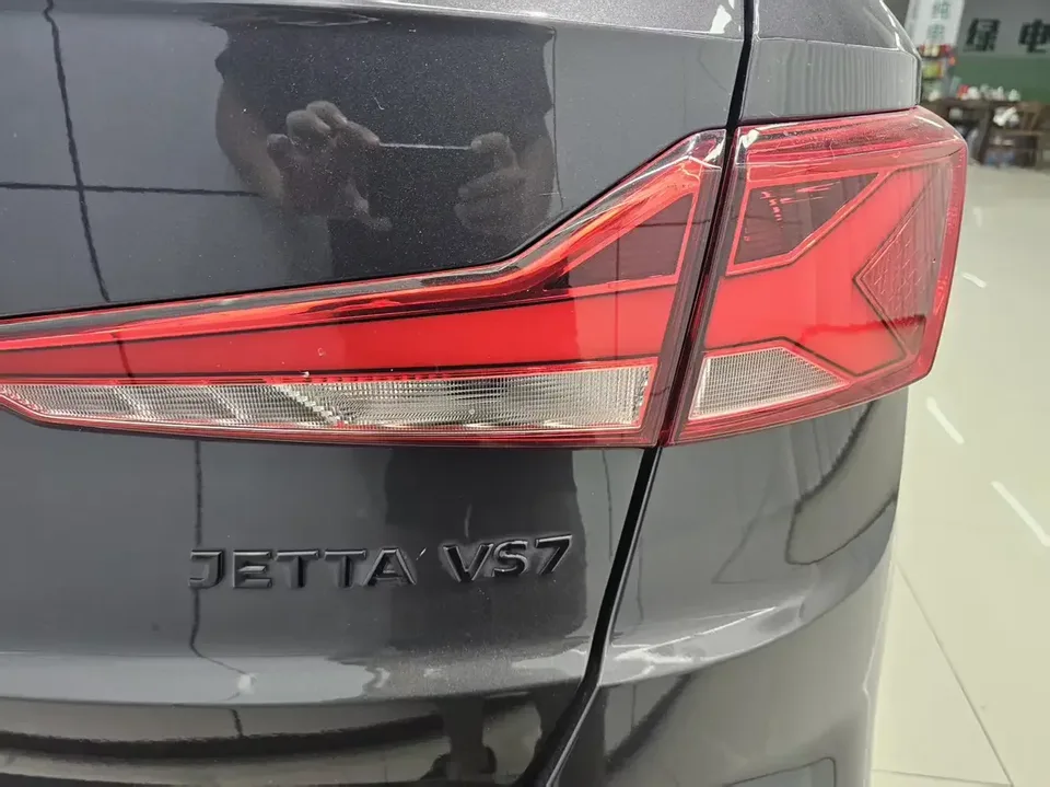 Jetta VS7 Jetta VS7 2023 280TSI Automatic High Gloss Enjoyment Edition 2025 — миниатюра 3