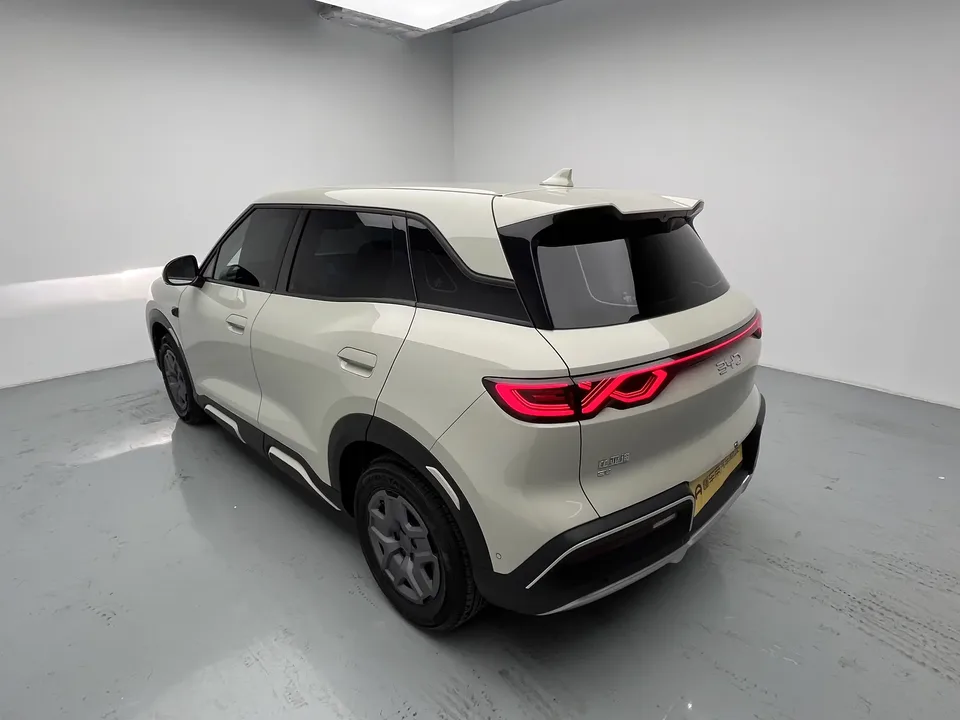 BYD Yuan Up Yuan UP 2025 Smart Driving Edition 401KM Vitality Edition 2025 — thumbnail 2