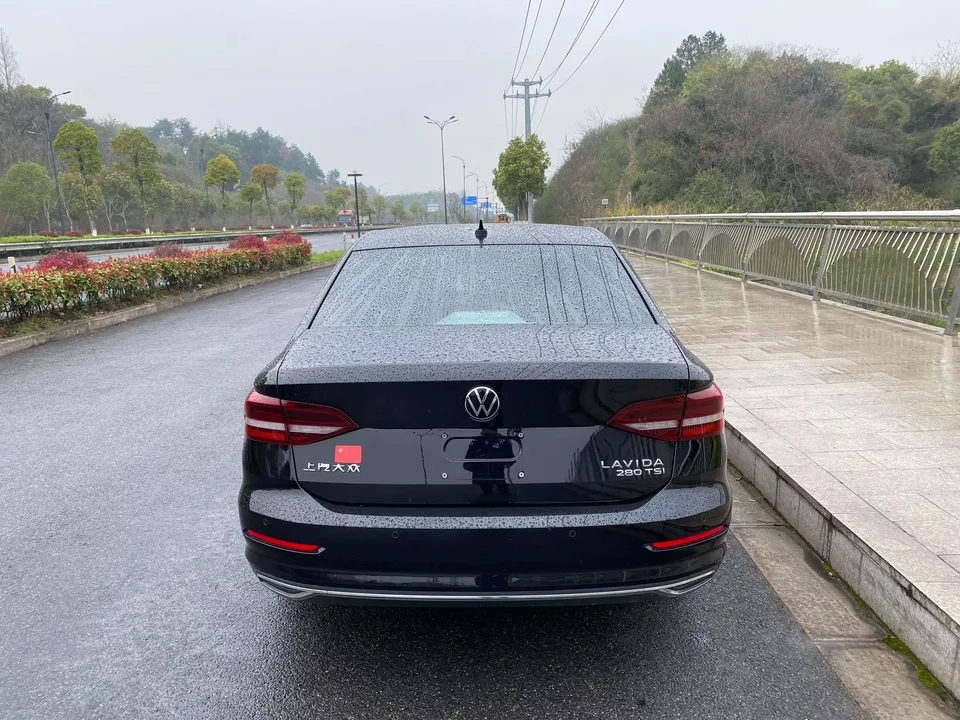 Volkswagen Lavida Lavida 2022 280TSI DSG Comfort Edition 2022 — thumbnail 2