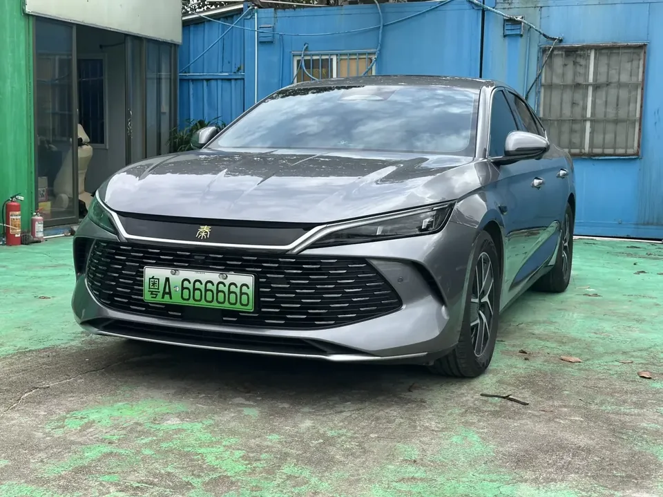 BYD Qin L DM Qin L DM 2025 DM-i 80KM Intelligent Driving Edition 2025 — photo 1, buy with delivery to Moscow