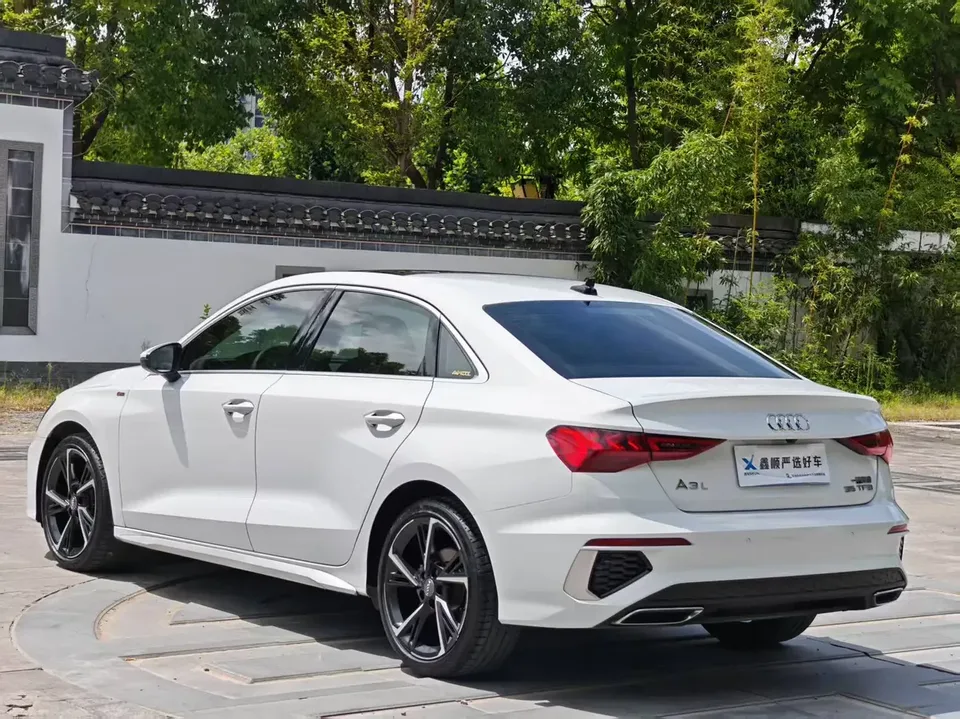 Audi A3 Audi A3 2022 A3L Limousine 35 TFSI Progressive Elegance 2022 — миниатюра 4