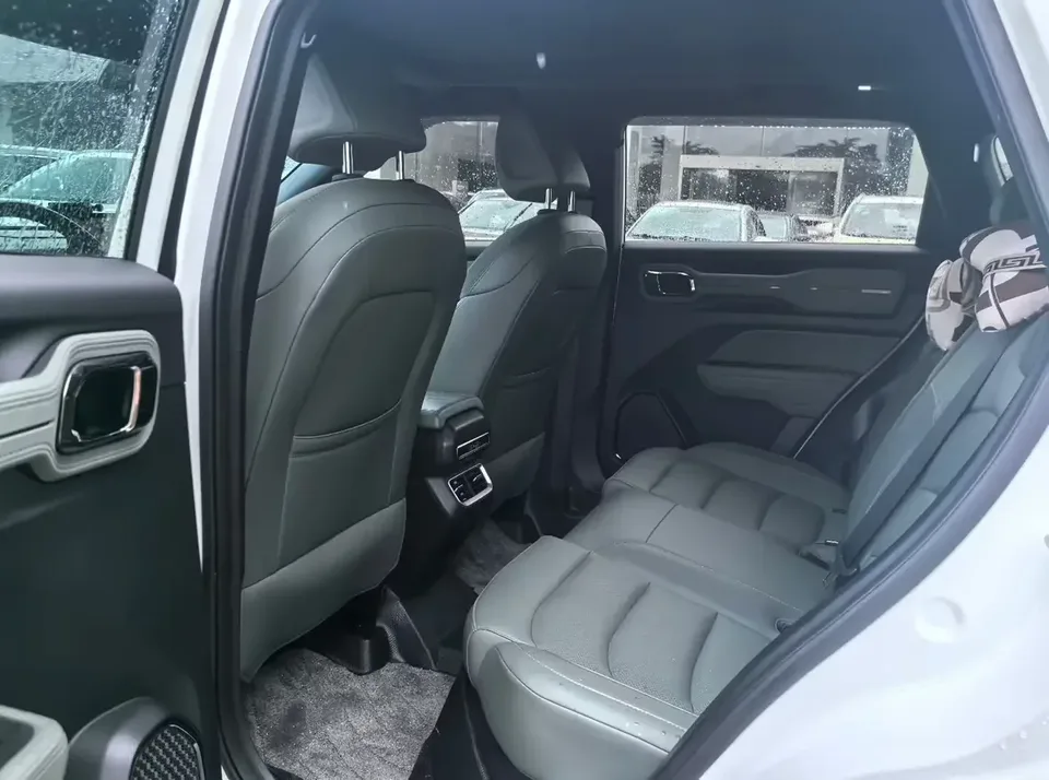 Geely Cowboy cowboy 2025 1.5TD Fashion Edition 2024 — thumbnail 3