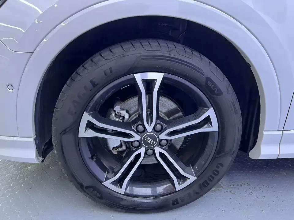 Audi Q3 Audi Q3 2023 35 TFSI Stylish Dynamic 2022 — миниатюра 4