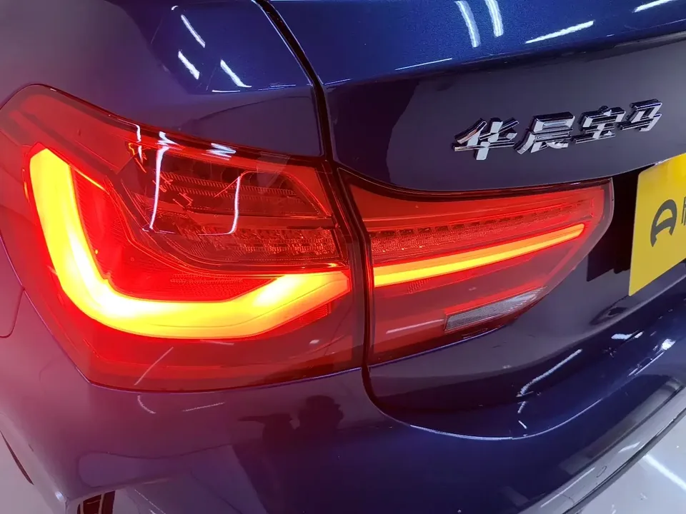 BMW 1 Series BMW 1 Series 2023 120i M Sport 2023 — thumbnail 4
